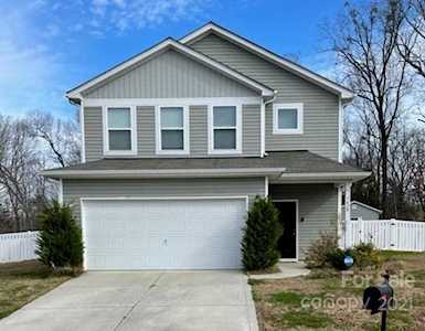 7428 Cedarfield Rd Charlotte, NC 28227