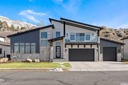 4762 S 1575 E Ogden, UT 84403
