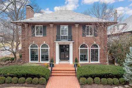 111 Aberdeen Place Clayton, MO 63105