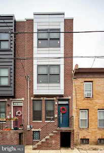 435 Hoffman St Philadelphia, PA 19148