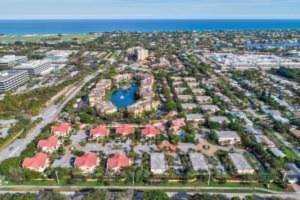 55 Uno Lago Drive Juno Beach, FL 33408