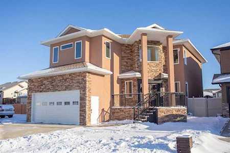3 Trump Place Red Deer, AB T4P 0K8