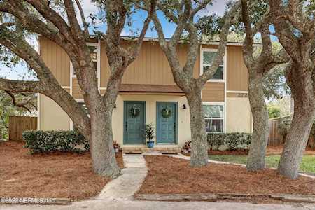 2727 1st Ave Fernandina Beach, FL 32034