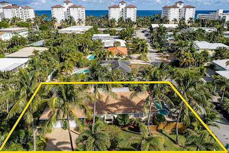 139 Bravado Lane Palm Beach Shores, FL 33404