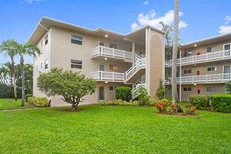 2769 S Garden Drive #201 Lake Worth Beach, FL 33461