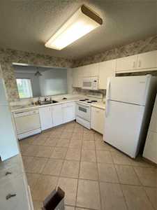 9560 Weldon Cir #J102 Tamarac, FL 33321