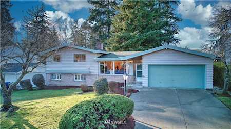 135 154th Place NE Bellevue, WA 98007