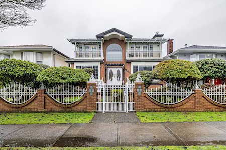 6965 Inverness Street Vancouver, BC V5X 4G4