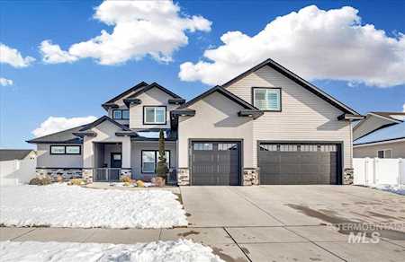 866 Sun Peak Way Twin Falls, ID 83301