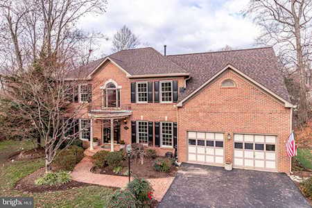5359 Lake Normandy Ct Fairfax, VA 22030