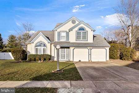5 Whitehaven Dr Lumberton, NJ 08048