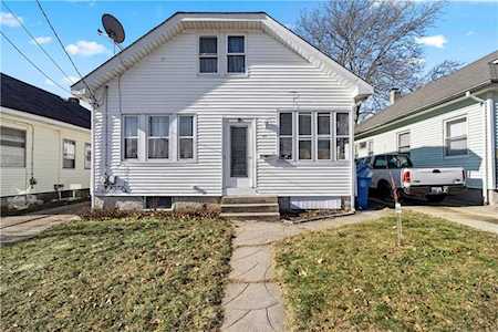 93 Caporal St Cranston, RI 02910
