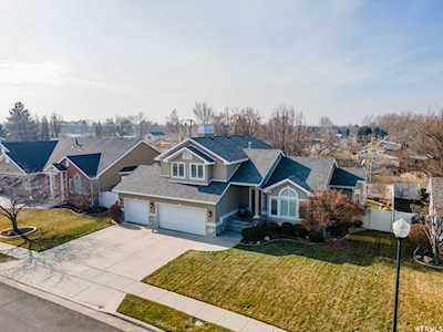 8374 S 865 E Sandy, UT 84094