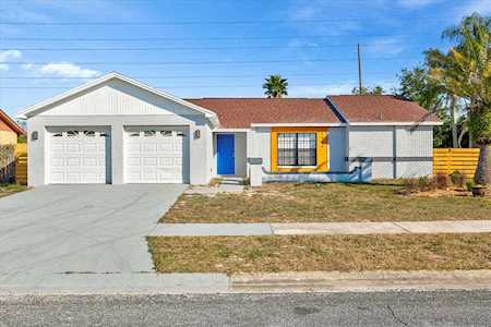 1040 Mandarin Dr Holiday, FL 34691