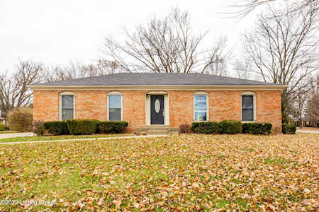4763 Shenandoah Dr Louisville, KY 40241