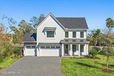 76 Matthews Ln Ponte Vedra Beach, FL 32082