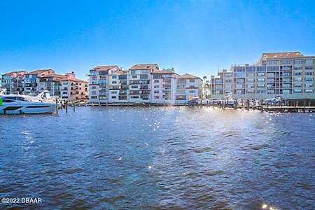 631 Marina Point Drive #6310 Daytona Beach, FL 32114