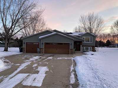 29620 Gerlach Way Cannon Falls, MN 55009