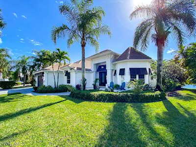 13641 China Berry Way Fort Myers, FL 33908