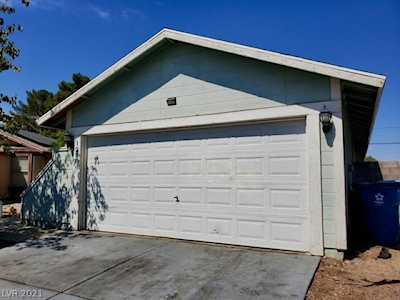 128 Sacramento Dr Las Vegas, NV 89110
