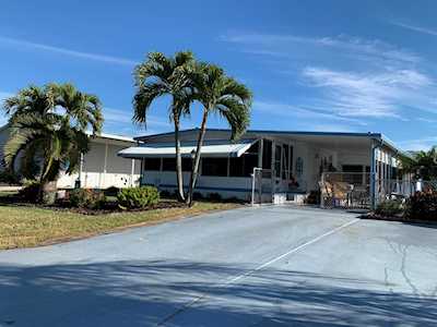 7965 SE Wren Avenue Hobe Sound, FL 33455