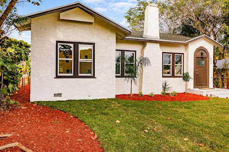 423 Avenida Alegre West Palm Beach, FL 33405