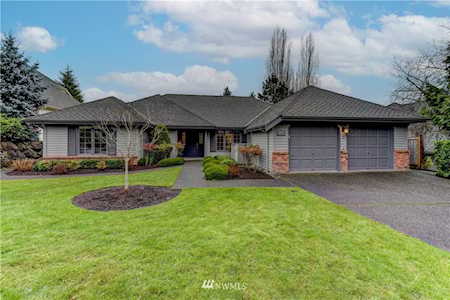 24447 SE 44th Place Sammamish, WA 98029