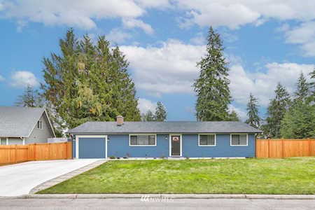 29122 35th Place S Auburn, WA 98001