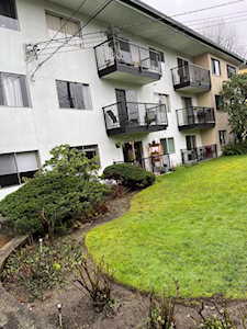 36 E 14th Avenue #210 Vancouver, BC V5T 4C9
