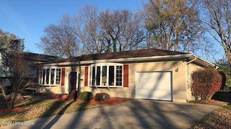 3813 Meadow Haven Rd Louisville, KY 40218