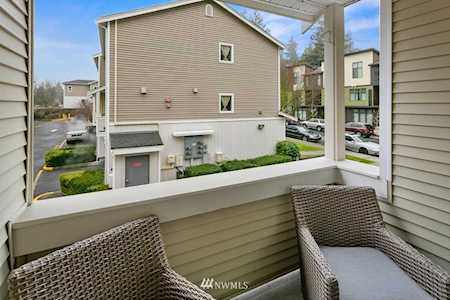 5502 240th St SW #C301 Mountlake Terrace, WA 98043