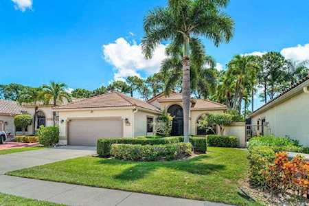 10110 N Lexington Circle Boynton Beach, FL 33436