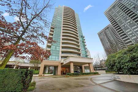 5899 Wilson Avenue #2004 Burnaby, BC V5H 4R9