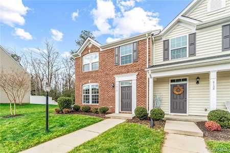 8112 Creekside Village Dr Mechanicsville, VA 23111