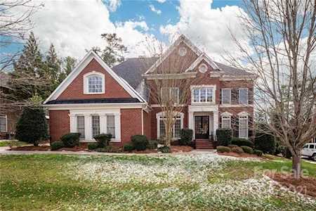 7401 Stonehaven Dr Waxhaw, NC 28173