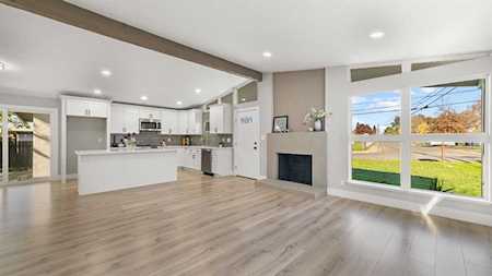 4812 Kenneth Avenue Carmichael, CA 95608