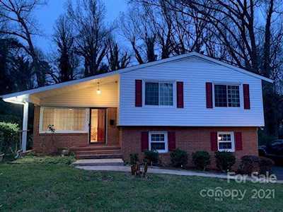 1929 Lakedell Dr Charlotte, NC 28215