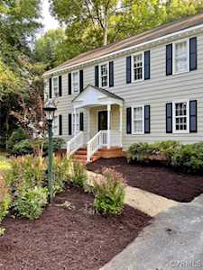 5802 Oak Knoll Rd Midlothian, VA 23112