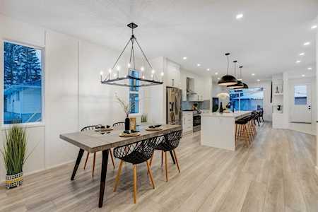 8142 Bowness Rd NW Calgary, AB T3B 0H6