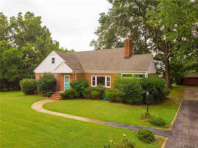 8287 Ellerson Dr Mechanicsville, VA 23111