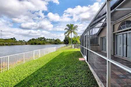 17885 SW 1st St Pembroke Pines, FL 33029