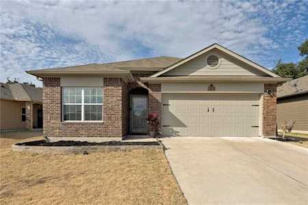 143 Turtle Creek DR Kyle, TX 78640