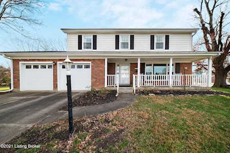 4210 Manner Gate Dr Louisville, KY 40220