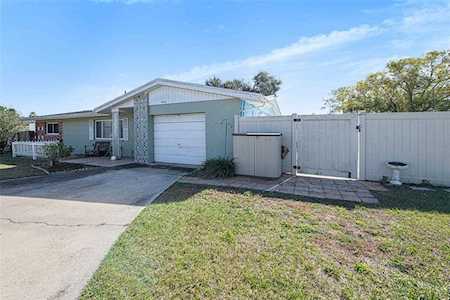 11400 72nd TERRACE Seminole, FL 33772