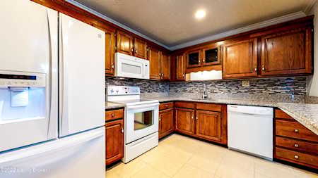 3030 Breckenridge Ln #114 Louisville, KY 40220
