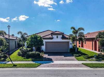10185 Fiddlewood Dr Venice, FL 34293
