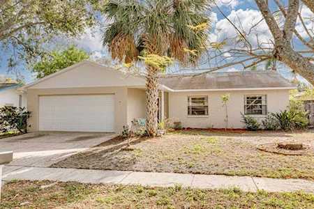 106 Jasmine CIRCLE Safety Harbor, FL 34695