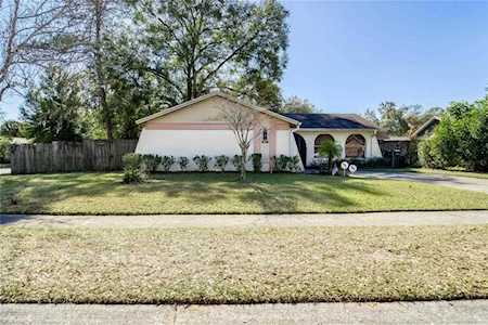 601 Highview Ter S Brandon, FL 33510
