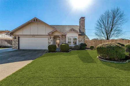 2412 Beachtree Lane Bedford, TX 76021