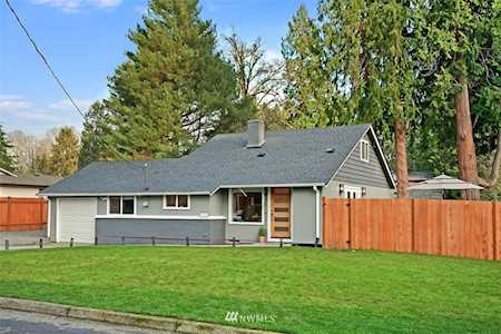 12208 96th Place NE Kirkland, WA 98034